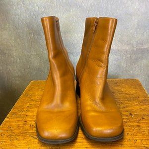 Naturalizer leather boots size 8
